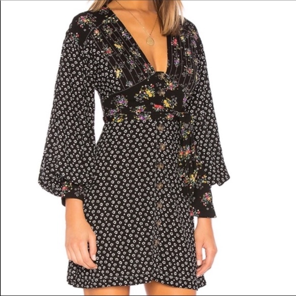 🦋NWT Free People ‘Wonderland’ Mini Dress🦋 - Picture 2 of 8